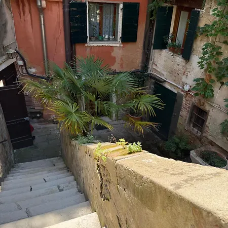 Ca Del Traghetto
