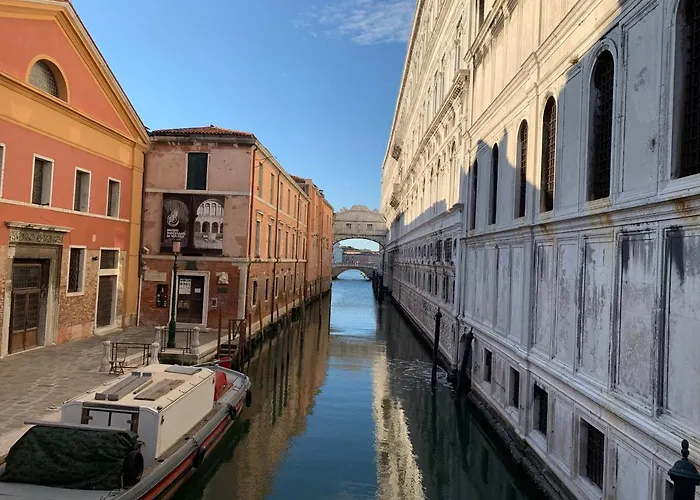 Ca Del Traghetto Apartman Velence