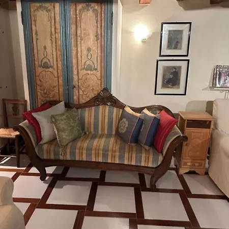 Cà Del Traghetto Venise