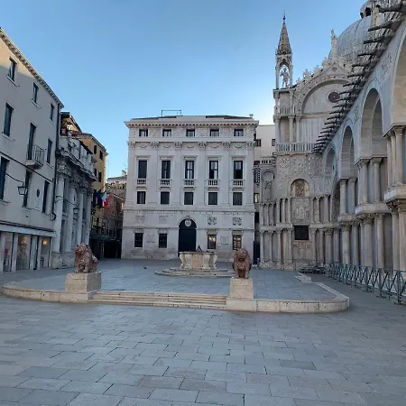 Piscina San Samuele Apartmán *