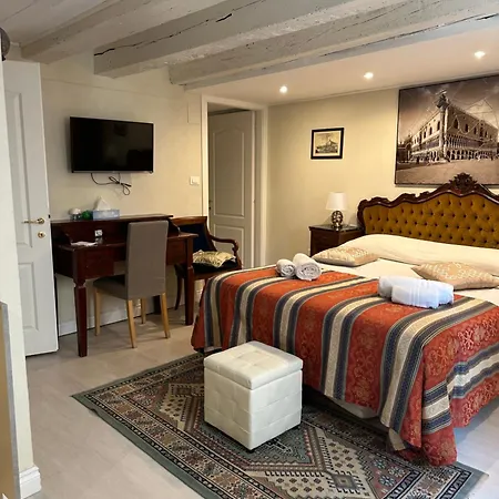 Piscina San Samuele Apartmán *